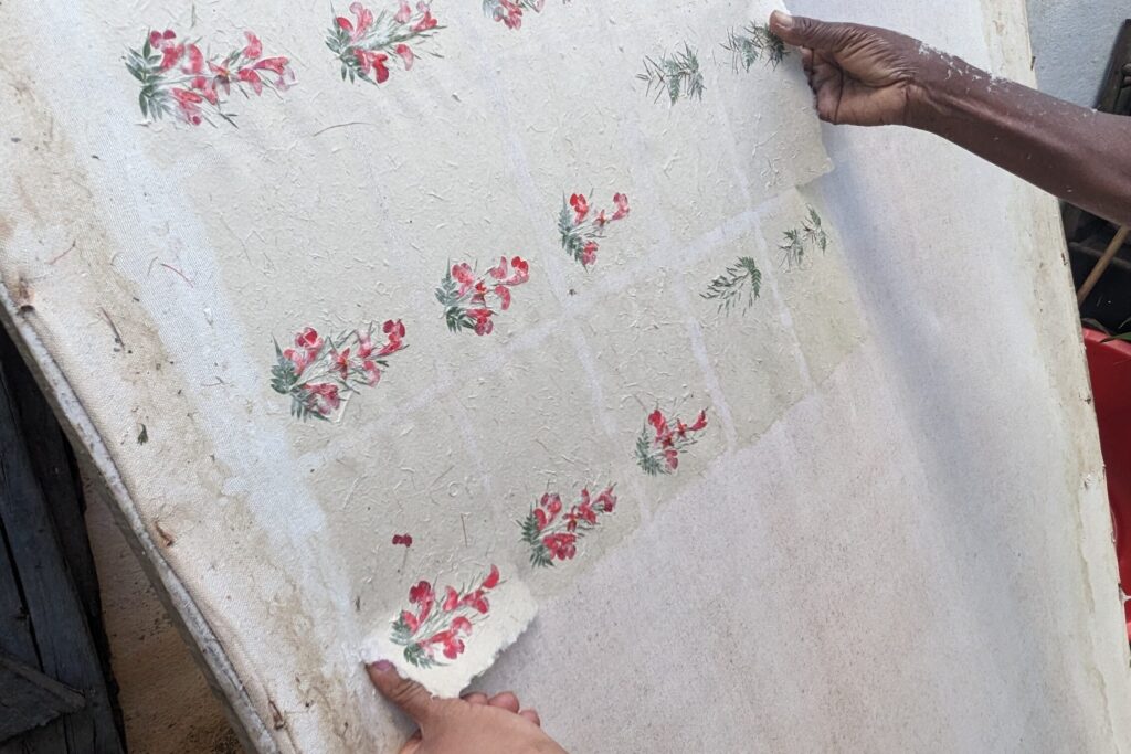 Handarbeit aus Madagaskar - Antemoro Papier